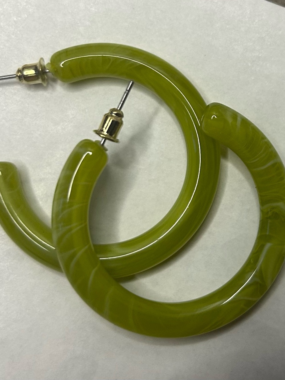 Stylish Olive Green Resin Hoop Earrings